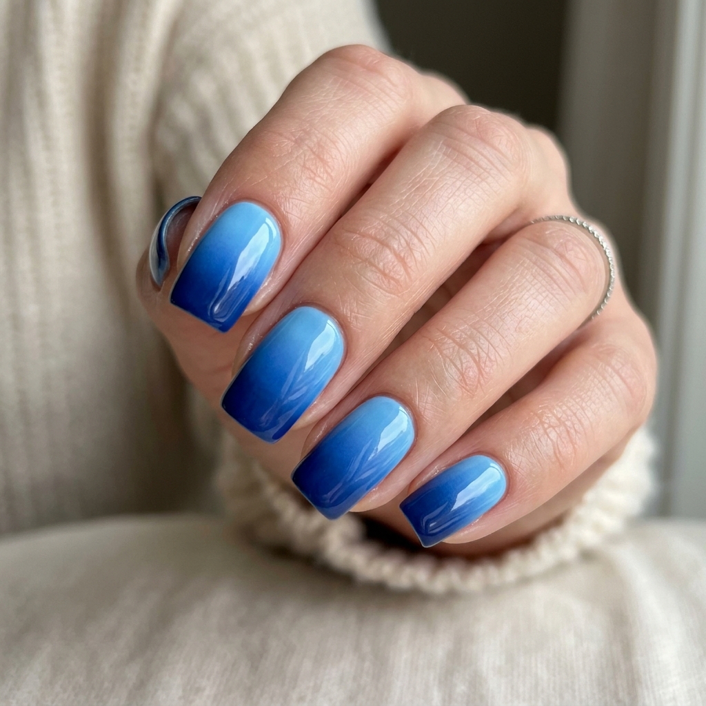 Cool Blue Ombre 4th of July Nails