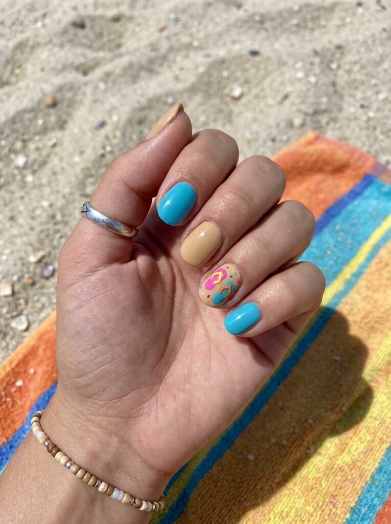 Hawaii Nails Ideas: 30 Ways to Bring Island Beauty to Your Fingertips 28 Flip Flop Hawaii Nails Ideas
